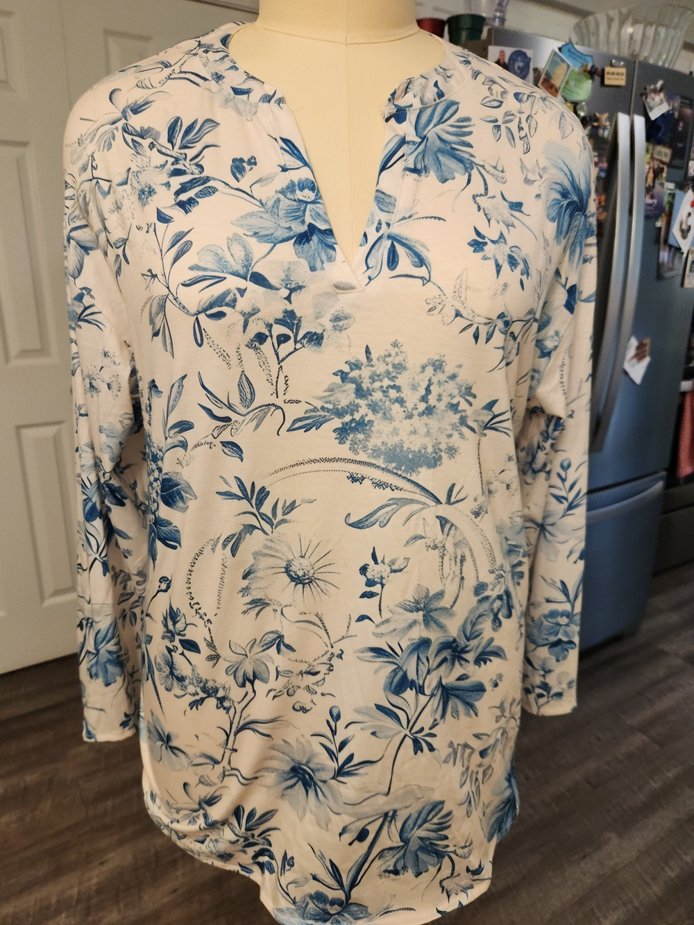 SHEIN White Tunic with Blue Floral Print